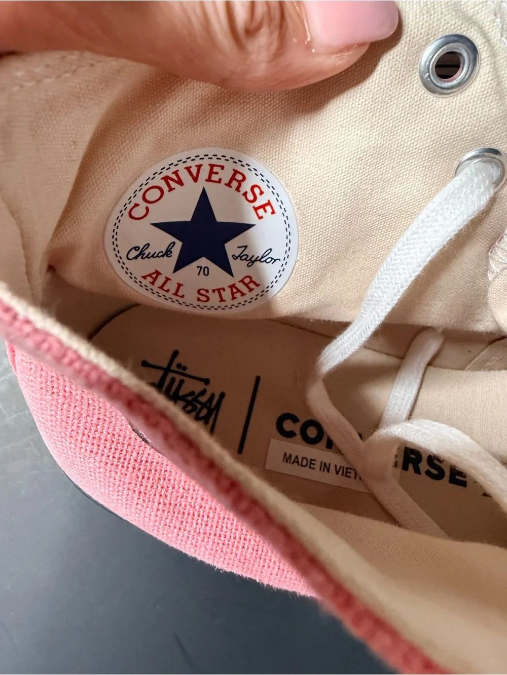 Stüssy x Converse Chuck 70 High Top Pink Coral Sneakers Men’s 11 Women’s 13